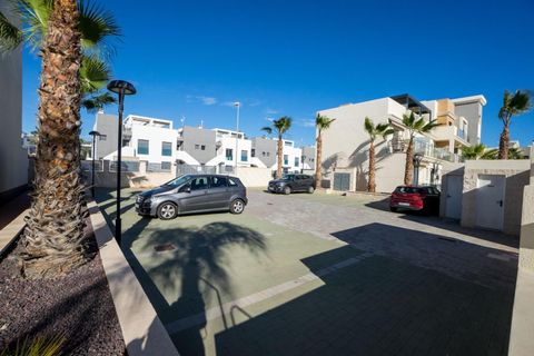 Rækkehus i Orihuela Costa, Alicante, Orihuela Costa - € 299.000 | Ref: AM-02171/8919 - foto 36