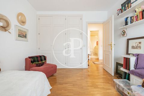 Villa i Madrid, Madrid, Madrid - € 2.790.000 | Ref: VMN2602008 - foto 32
