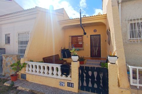 Bungalou a La Marina, Alicante, La Marina - € 99.500 | Ref: P8688 - foto 2