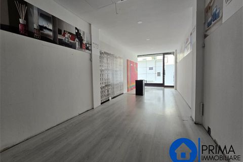 L'establiment comercial a Terni, Terni, Terni - € 1.000/mes | Ref: UDR-2069 - foto 2