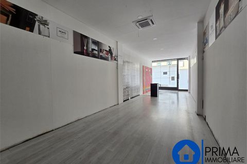 L'establiment comercial a Terni, Terni, Terni - € 1.000/mes | Ref: UDR-2069 - foto 3
