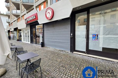 L'establiment comercial a Terni, Terni, Terni - € 1.000/mes | Ref: UDR-2069 - foto 15