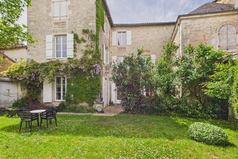 Haus in Ruffec, Charente, Ruffec - € 399.000 | Ref: BVI80697 - Foto 1
