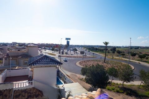 Villa a Playa Flamenca, Alicante, Playa Flamenca - € 399.000 | Ref: 764625 - foto 24
