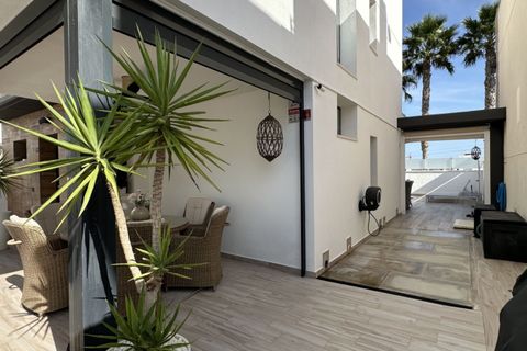Villa i Cabo Roig, Alicante, Cabo Roig - € 449.950 | Ref: 21-18078/72435 - foto 48