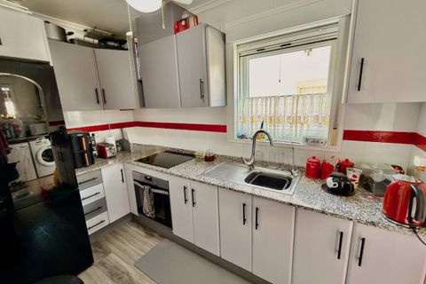 Villa a Ciudad Quesada, Alicante, Ciudad Quesada - € 199.995 | Ref: 200-4590 - foto 6