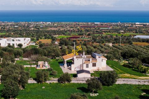 Villa a Polignano a Mare, Bari, Polignano a Mare - € 570.000 | Ref: R 542 - foto 2