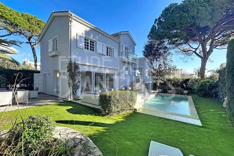 Villa i Antibes, Alpes-Maritimes, Antibes - € 2.950.000 | Ref: 86717060 - foto 1