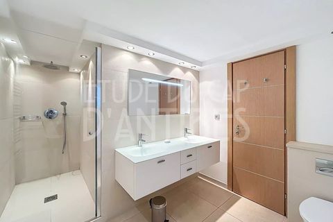 Villa i Antibes, Alpes-Maritimes, Antibes - € 2.950.000 | Ref: 86717060 - foto 27