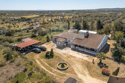 Villa a Campo Maior, Portalegre, Campo Maior - € 438.000 | Ref: PE-123751707-1 - foto 7