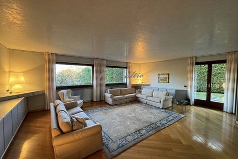 Villa i Cantu, Como, Cantu - € 950.000 | Ref: L765 - foto 2