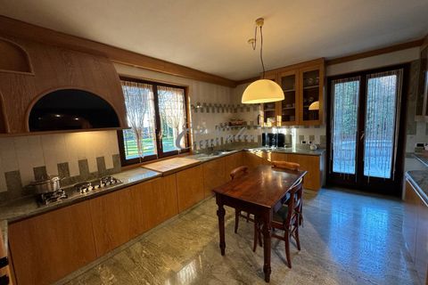 Villa i Cantu, Como, Cantu - € 950.000 | Ref: L765 - foto 14