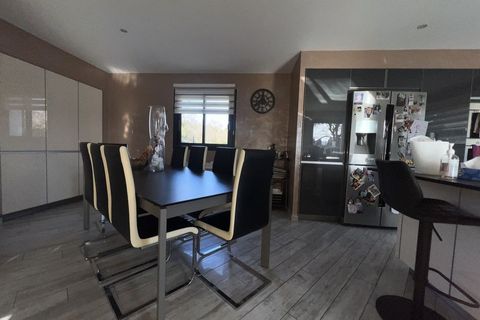 Villa a Saint-Victoret, Bouches-du-Rhone, Saint-Victoret - € 819.000 | Ref: 21022026CD1334 - foto 4