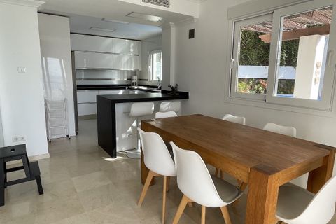 Villa a Torrox Costa, Malaga, Torrox Costa - € 650.000 | Ref: R4248394 - foto 8