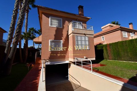 Villa in Gran Alacant, Alicante - foto 4