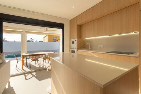Villa i Torrevieja, Alicante, Torrevieja - € 459.000 | Ref: 764777 - foto 7