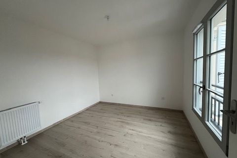 Apartament a Compiègne, Oise, Compiègne - € 735/mes | Ref: LO1K-VZY-D46 - foto 5