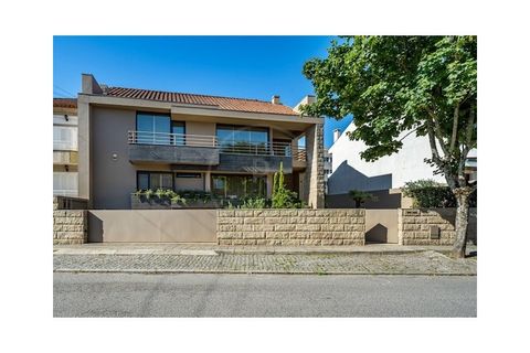 Villa i Senhora da Hora, Porto, Senhora da Hora - € 1.590.000 | Ref: 7025 - foto 2