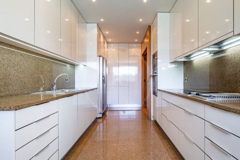 Villa i Senhora da Hora, Porto, Senhora da Hora - € 1.590.000 | Ref: 7025 - foto 7