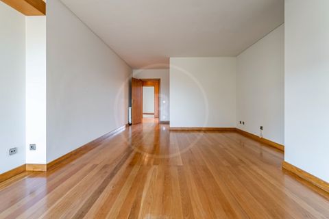 Villa i Senhora da Hora, Porto, Senhora da Hora - € 1.590.000 | Ref: 7025 - foto 9