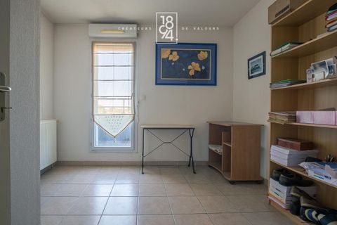 Duplex i Marseille, Bouches-du-Rhone, Marseille - € 329.000 | Ref: GGL3-2DZ-I54 - foto 11