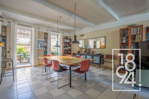 Duplex i Marseille, Bouches-du-Rhone, Marseille - € 423.000 | Ref: 5NO2-DWR-FAD - foto 2