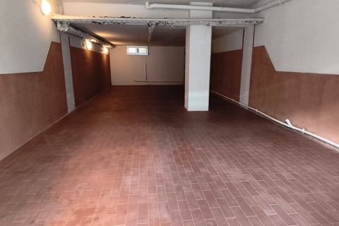 Garatge a Modena, Modena, Modena - € 230/mes | Ref: 3137 - foto 8