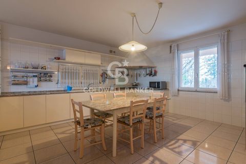 Villa a Coriano, Rimini, Coriano - € 660.000 | Ref: CBI099-1528-520786 - foto 5