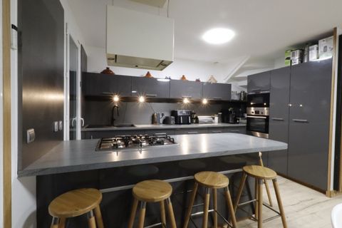 Villa i Marseille, Bouches-du-Rhone, Marseille - € 370.000 | Ref: 340930183447 - foto 2