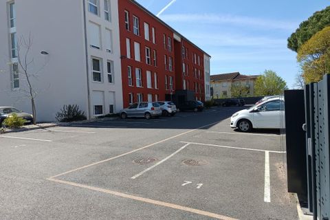 Parkeringsplads i Albi, Tarn, Albi - € 30.850 | Ref: 8978D66C08F54F3E - foto 6