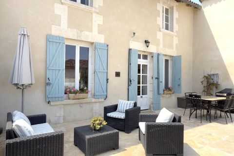 Villa i Aubeterre-sur-Dronne, Charente, Aubeterre-sur-Dronne - € 240.000 | Ref: 9B55D0C0A13448AB - foto 2