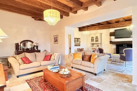 Villa i Aubeterre-sur-Dronne, Charente, Aubeterre-sur-Dronne - € 240.000 | Ref: 9B55D0C0A13448AB - foto 5