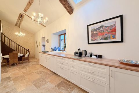 Villa i Aubeterre-sur-Dronne, Charente, Aubeterre-sur-Dronne - € 240.000 | Ref: 9B55D0C0A13448AB - foto 7