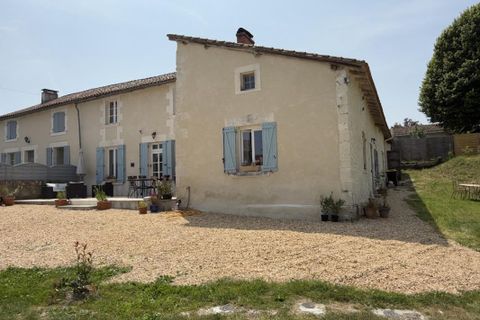 Villa i Aubeterre-sur-Dronne, Charente, Aubeterre-sur-Dronne - € 240.000 | Ref: 9B55D0C0A13448AB - foto 18