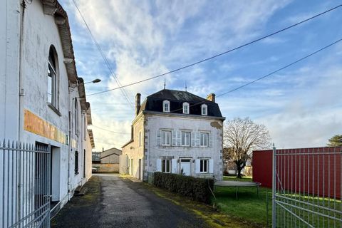 Villa Civray, Vienne, Civray - € 214.500 | Ref: 743E27CAD0E64022 - photo 1