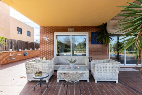 Villa i Betera, Valencia, Betera - € 2.000.000 | Ref: 1997c345-0dc0-4c21-8 - foto 4