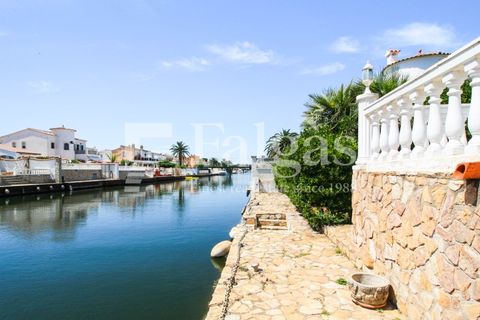 Villa i Empuriabrava, Gerona, Empuriabrava - € 1.390.000 | Ref: 230 - foto 37