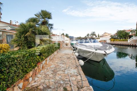 Villa i Empuriabrava, Gerona, Empuriabrava - € 1.390.000 | Ref: 230 - foto 6