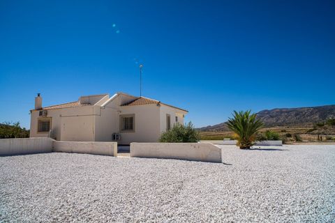 Villa a Pinoso, Alicante, Pinoso - € 349.995 | Ref: ANN-R142 - foto 7