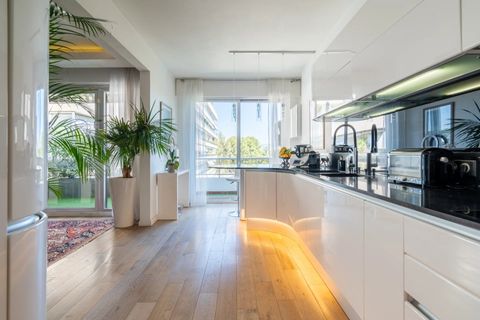 Leilighet i Marseille, Bouches-du-Rhone, Marseille - € 899 000 | Ref: HH-15889920 - foto 12