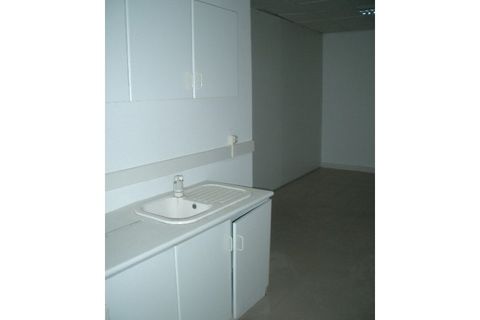 Erhvervsejendom i Amadora, Lisbon, Amadora - € 710.000 | Ref: 004-1439 - foto 11
