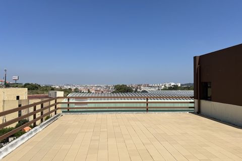Erhvervsejendom i Amadora, Lisbon, Amadora - € 710.000 | Ref: 004-1439 - foto 14