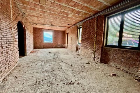 Villa i Vaiano, Prato, Vaiano - € 400.000 | Ref: DC400 - foto 20