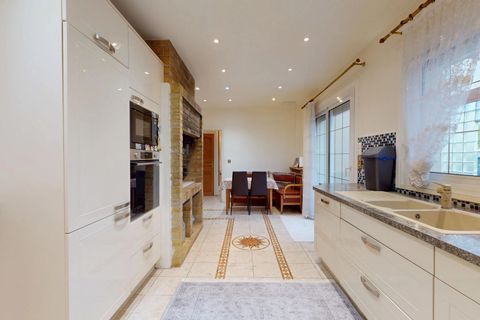 Villa a Montfermeil, Seine-Saint-Denis, Montfermeil - € 397.000 | Ref: 86740753 - foto 6