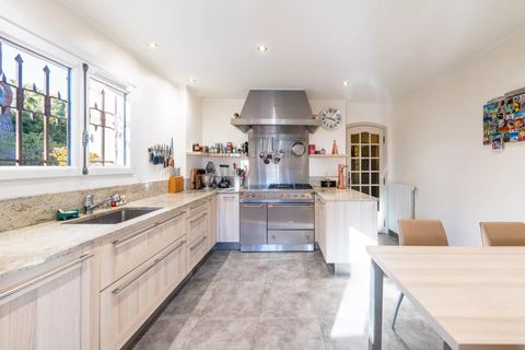 Villa i Antibes, Alpes-Maritimes, Antibes - € 1.690.000 | Ref: 86662490 - foto 10