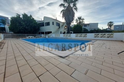 Villa i Almancil, Faro, Almancil - € 1.395.000 | Ref: HAB-LOAL-02 - foto 1