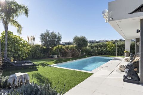 Villa i La Duquesa, Malaga, La Duquesa - € 1.295.000 | Ref: R5309026 - foto 2