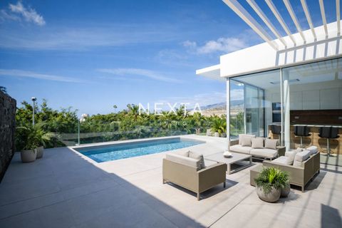 Villa i Adeje, Tenerife, Adeje - € 2.490.000 | Ref: 1052 - foto 1