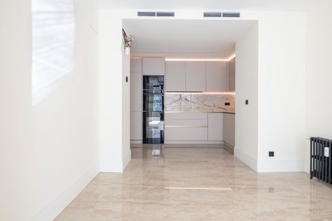 Leilighet i Madrid, Madrid, Madrid - € 1 800 000 | Ref: 153ee040-9f45-4b08-9 - foto 7