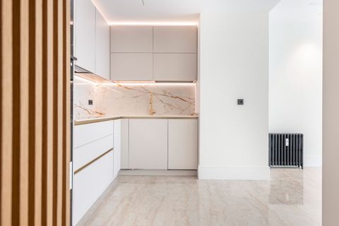 Leilighet i Madrid, Madrid, Madrid - € 1 800 000 | Ref: 153ee040-9f45-4b08-9 - foto 12